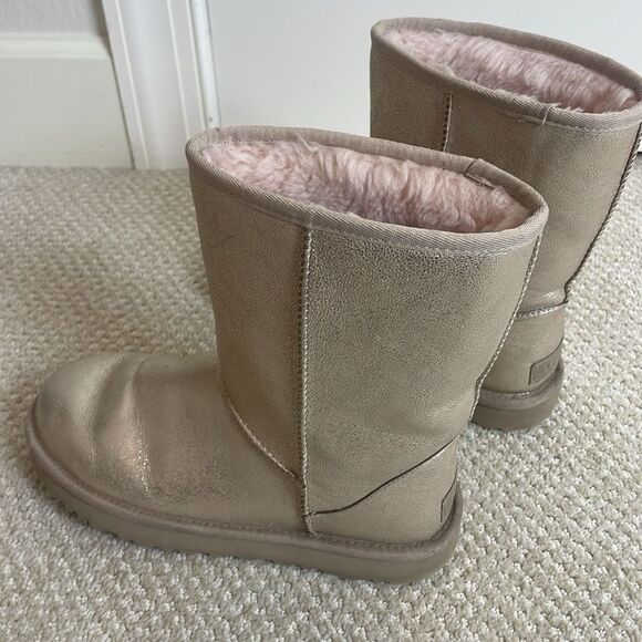 Ugg Metallic Pink Boots - Picture 4 of 6